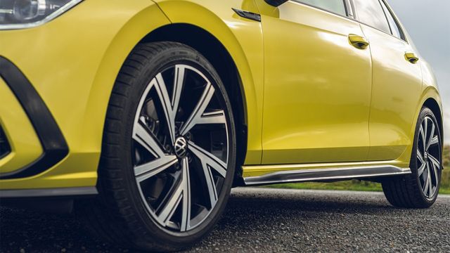 2024 Volkswagen Golf 280 eTSI R-Line  第10張相片
