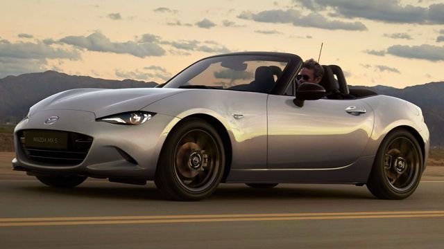 2024 Mazda MX-5 2.0  第1張相片