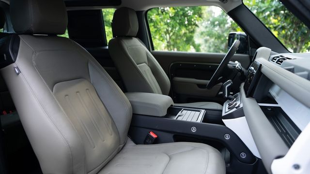2024 Land Rover Defender 90 D300  X-Dynamic HSE  第4張相片