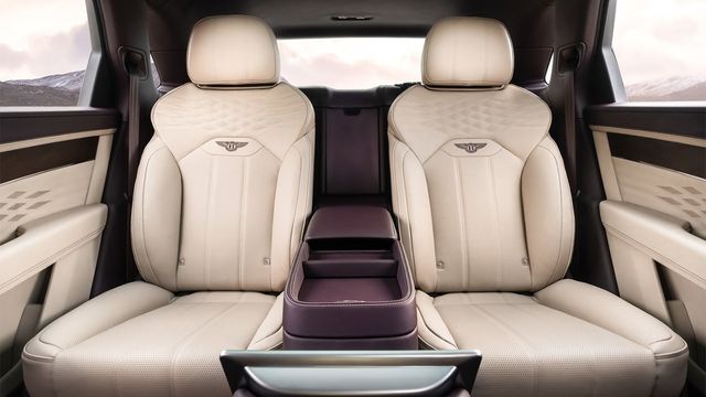 2024 Bentley Bentayga 4.0 V8 EWB Azure  第10張相片