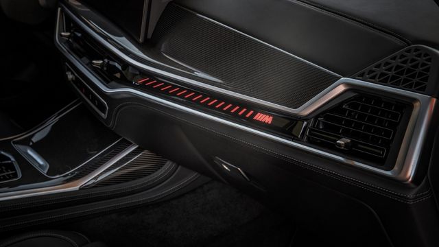 2024 BMW X7 M60i xDrive  第7張相片