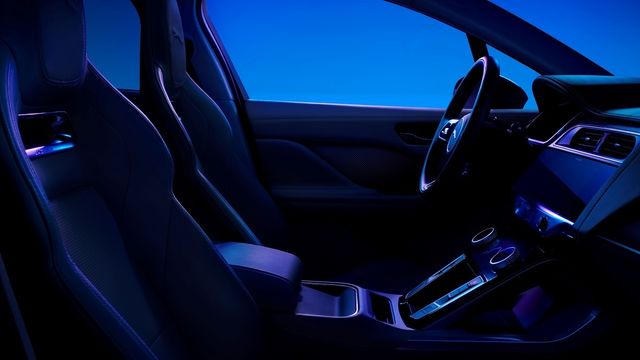 2024 Jaguar I-Pace EV400 R-Dynamic S黑魂進階版  第7張相片