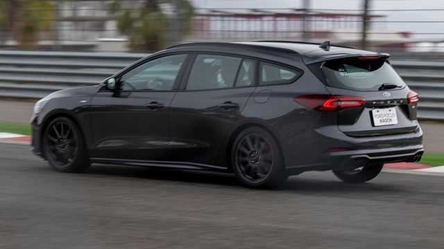 2024 Ford Focus Wagon ST-Line X  第2張相片