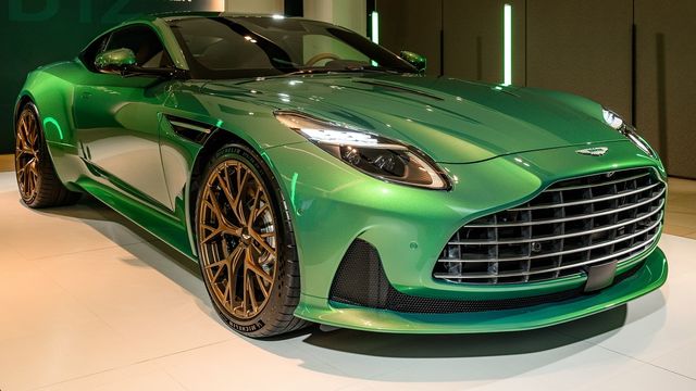 2023 Aston Martin DB12 4.0 V8  第1張相片