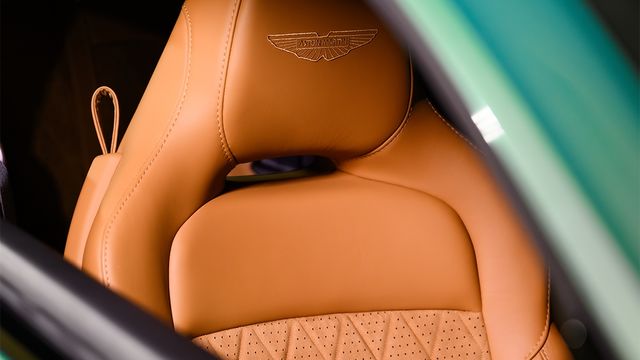 2023 Aston Martin DB12 4.0 V8  第10張相片