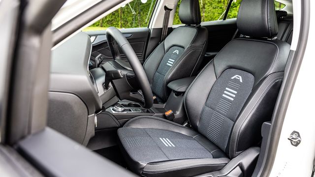 2024 Ford Focus Active Wagon X  第2張相片