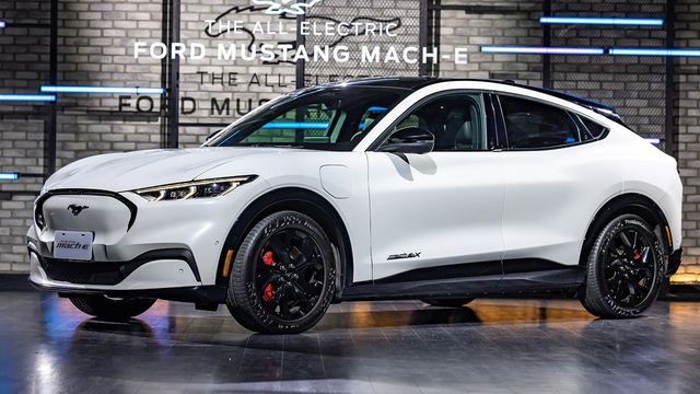 2024 Ford Mustang Mach-E Premium  第1張相片