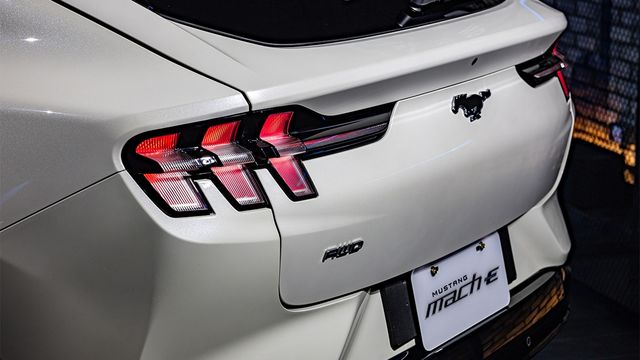 2024 Ford Mustang Mach-E Premium  第4張相片