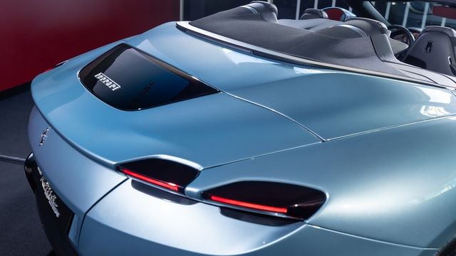 2024 Ferrari Roma Spider V8  第5張相片