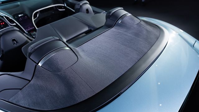 2024 Ferrari Roma Spider V8  第9張相片