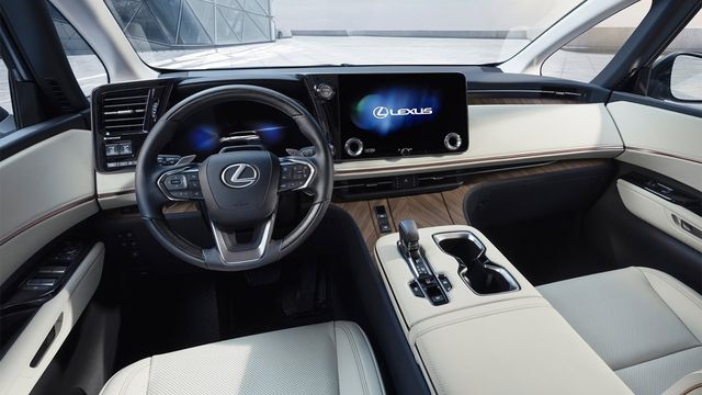 2024 Lexus LM 350h七人座  第6張相片
