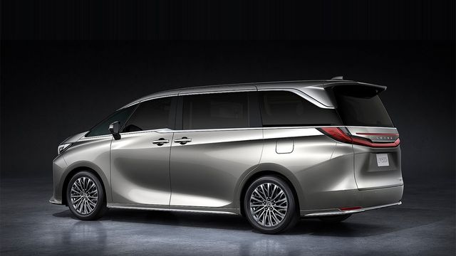 2024 Lexus LM 500h六人座  第2張相片