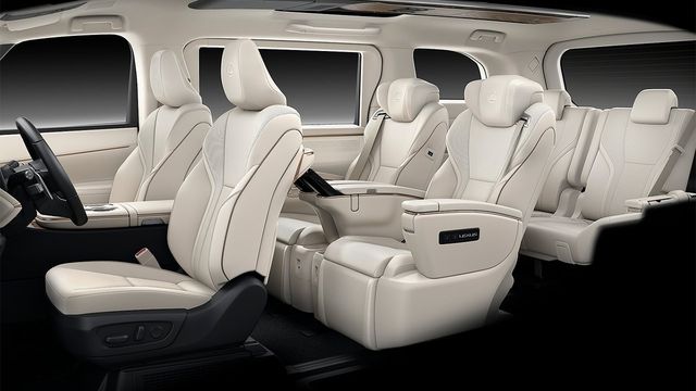 2024 Lexus LM 500h六人座  第9張相片