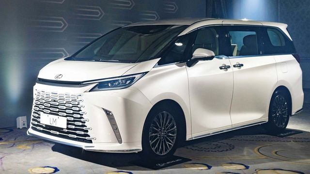 2024 Lexus LM 350h四人座  第1張相片