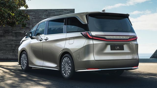 2024 Lexus LM 350h四人座  第3張相片