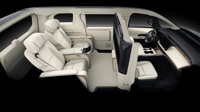2024 Lexus LM 350h四人座  第4張相片