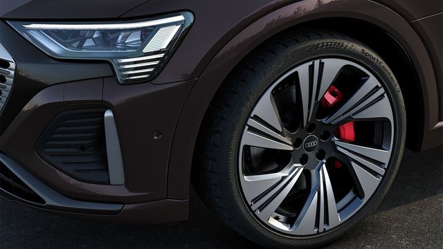 2024 Audi Q8 Sportback e-tron 50 quattro S-Line運動版  第5張相片