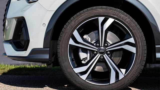 2024 Audi Q3 Sportback 35 TFSI S-Line運動版  第4張相片