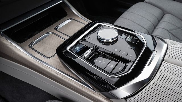 2024 BMW i7 eDrive50 Excellence  第3張相片