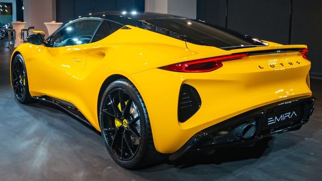 2024 Lotus Emira V6 First Edition  第3張相片