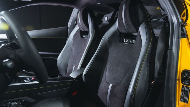 2024 Lotus Emira V6 First Edition  第9張相片