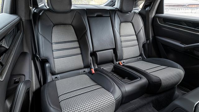 2024 Porsche Cayenne Coupe S  第9張相片