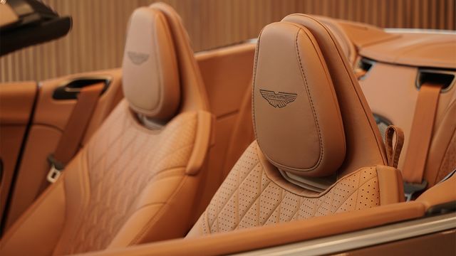 2024 Aston Martin DB12 Volante 4.0 V8  第8張相片