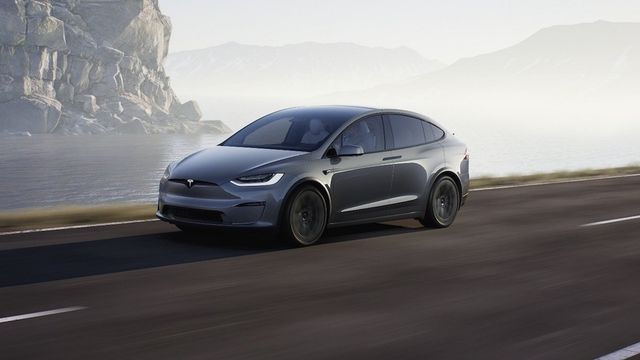 2024 Tesla Model X 標準版七人座  第8張相片