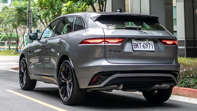 2024 Jaguar F-Pace P250 R-Dynamic S  第4張相片