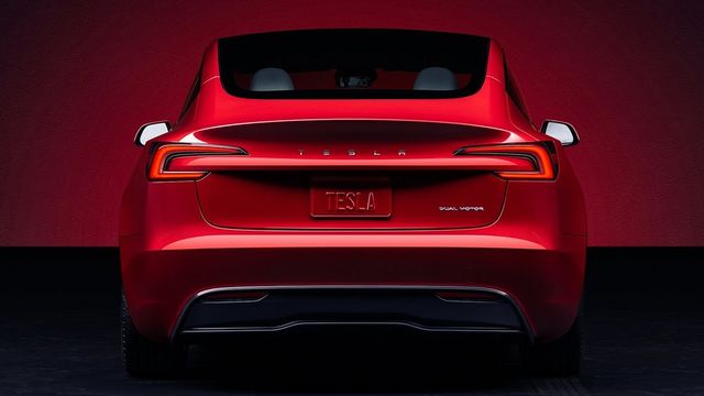 2024 Tesla Model 3 Long Range  第3張相片