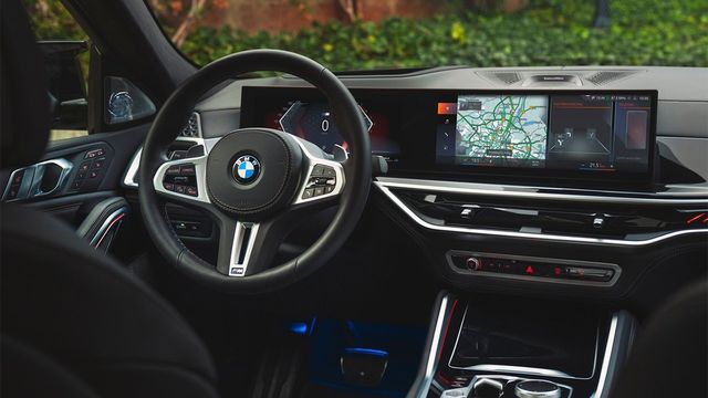 2024 BMW X6 M60i xDrive  第7張相片