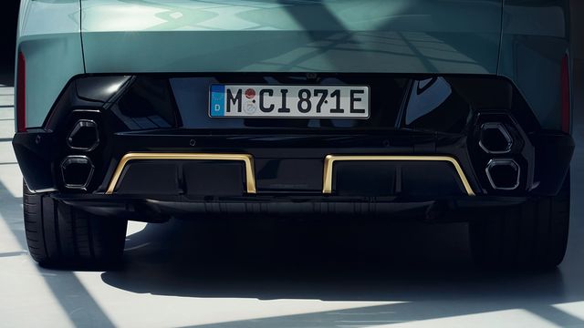 2024 BMW XM V8 Hybrid  第5張相片