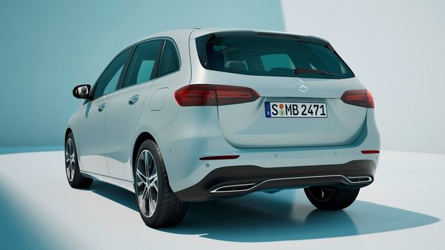 2024 M-Benz B-Class B180  第10張相片