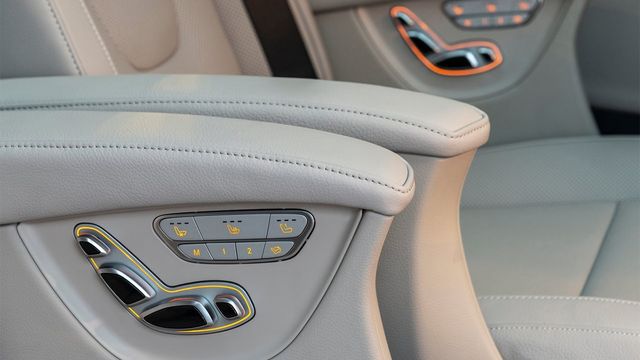 2024 M-Benz V-Class V300d Avantgarde  第4張相片