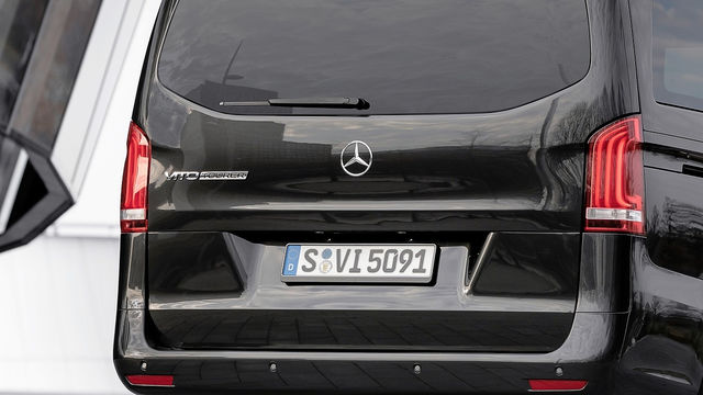 2024 M-Benz Vito Tourer 2.0d  第6張相片