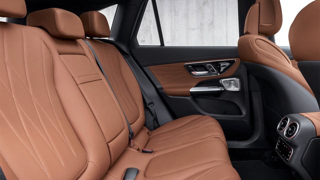 2024 M-Benz GLC 200 4MATIC  第5張相片