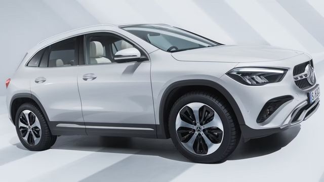 2024 M-Benz GLA 180  第8張相片