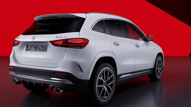2024 M-Benz GLA AMG 35 4MATIC  第2張相片