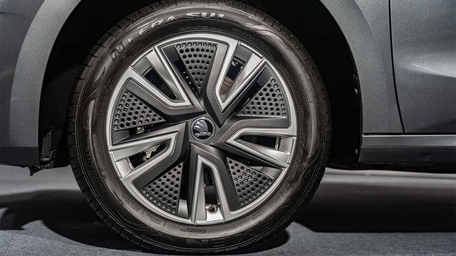 2024 Skoda Fabia 1.0 TSI動能版  第5張相片