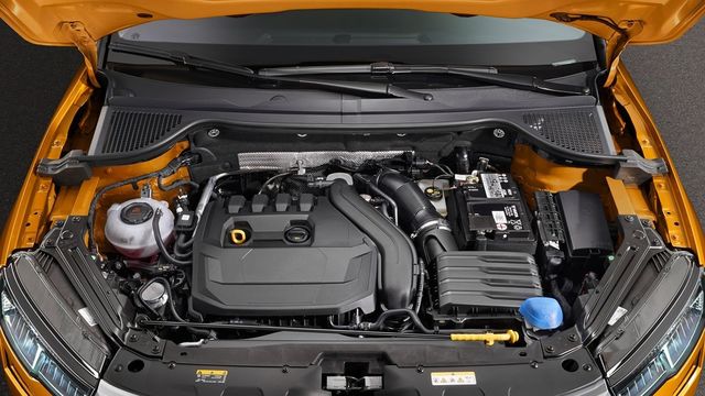 2024 Skoda Karoq 1.5 TSI新雪山版  第10張相片