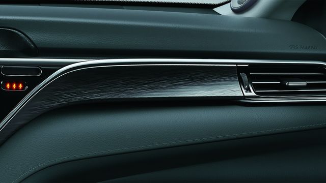2024 Toyota Camry 2.0豪華  第4張相片