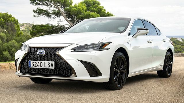2024 Lexus ES 300h F Sport Design  第1張相片