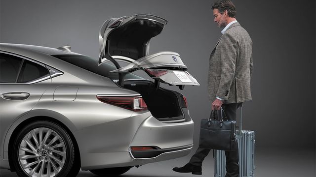 2024 Lexus ES 300h尊榮版  第8張相片