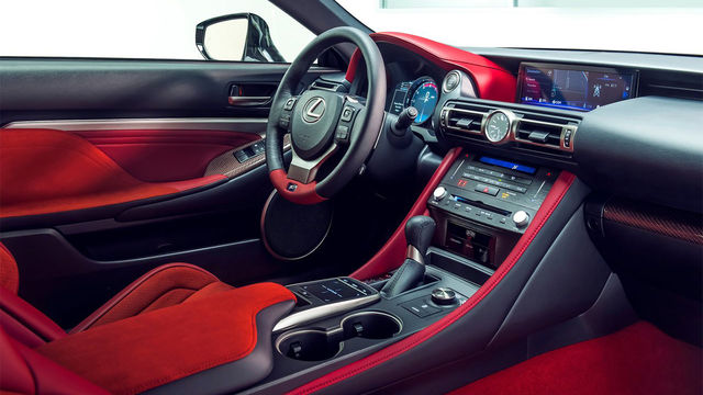 2024 Lexus RC F Track Edition  第6張相片