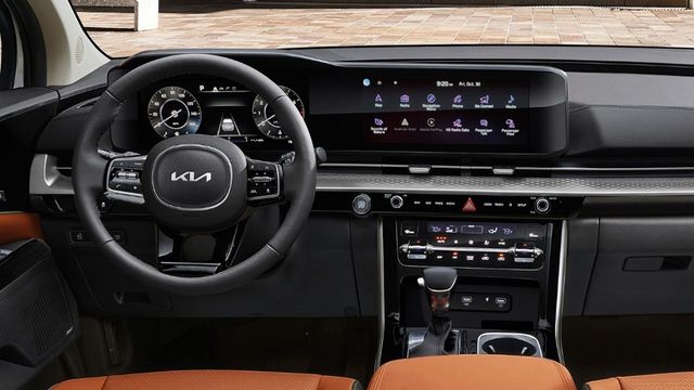 2024 Kia Carnival 豪華8人座  第10張相片