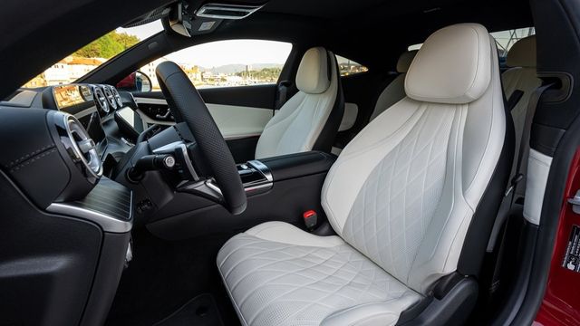 2024 M-Benz CLE Coupe 200  第8張相片