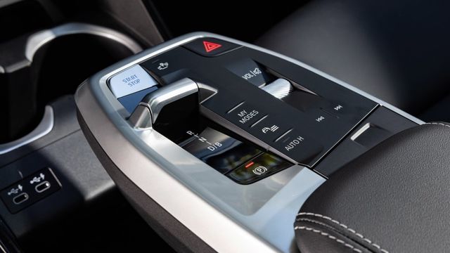 2024 BMW iX2 xDrive30iM Sport  第7張相片