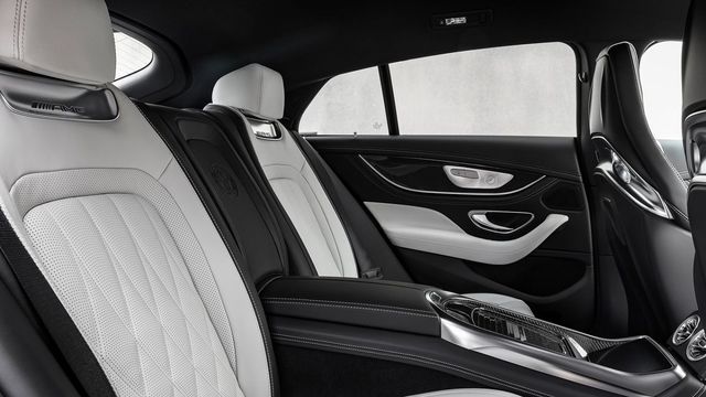 2024 M-Benz AMG GT 4-Door Coupe 43 4MATIC+  第8張相片