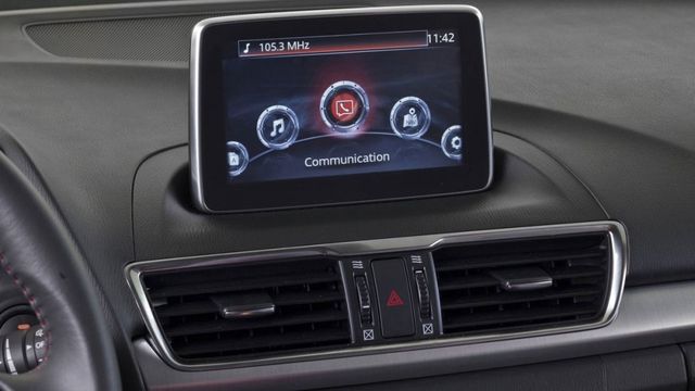 2019 Mazda 3 4D 2.0尊榮進化版  第8張相片