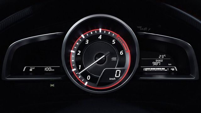 2019 Mazda 3 5D 2.0尊榮安全版  第7張相片